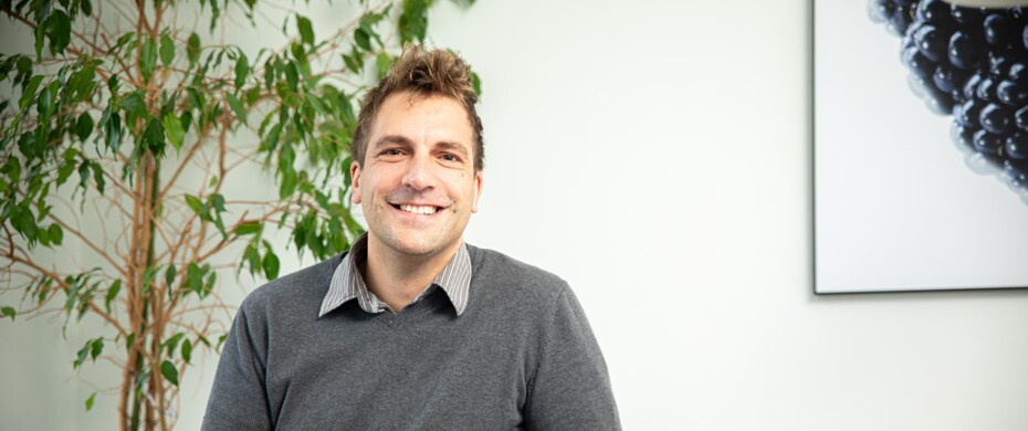 Jeffry Simonts, CEO